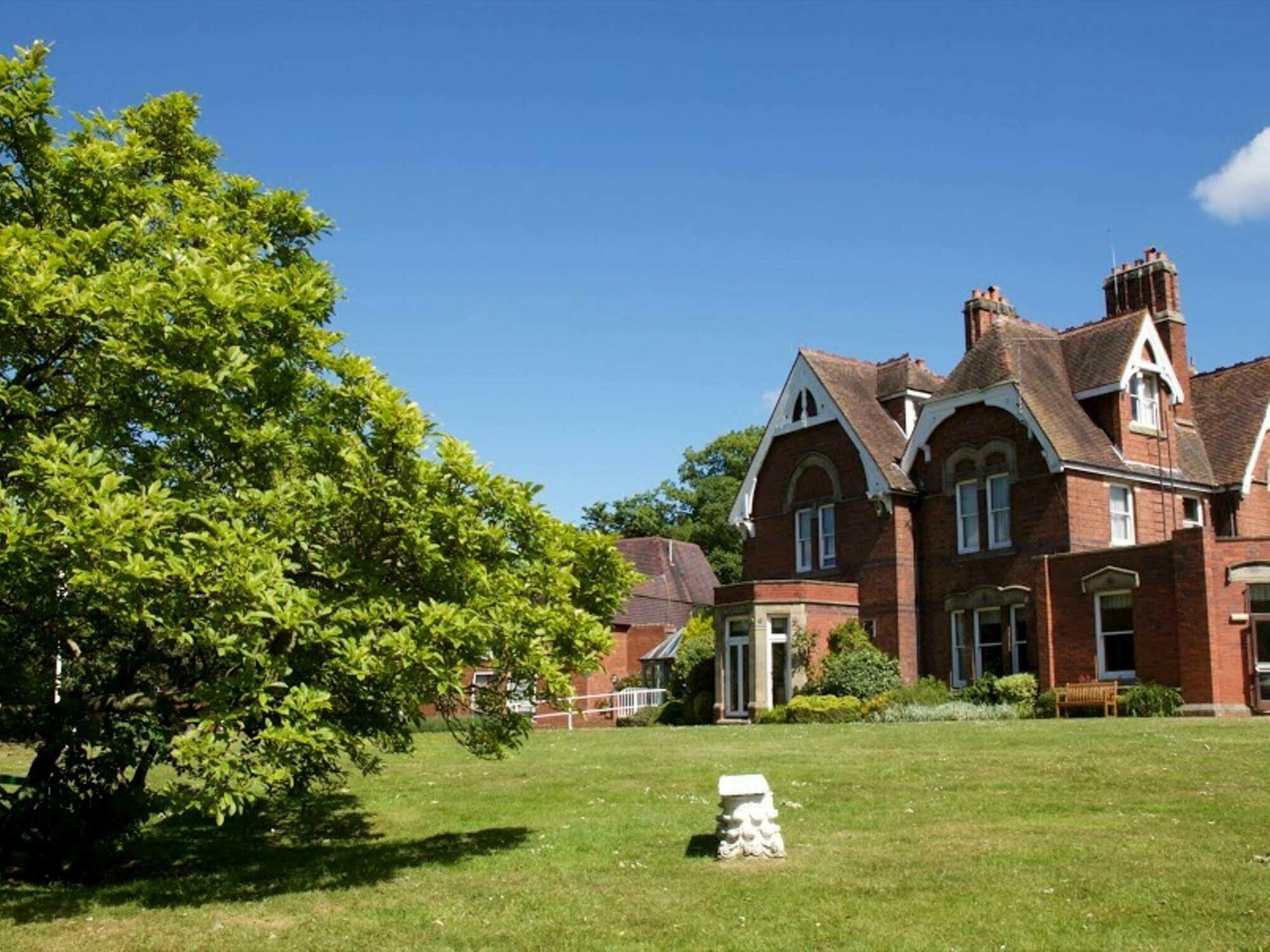 Stourport Manor Hotel Eksteriør billede